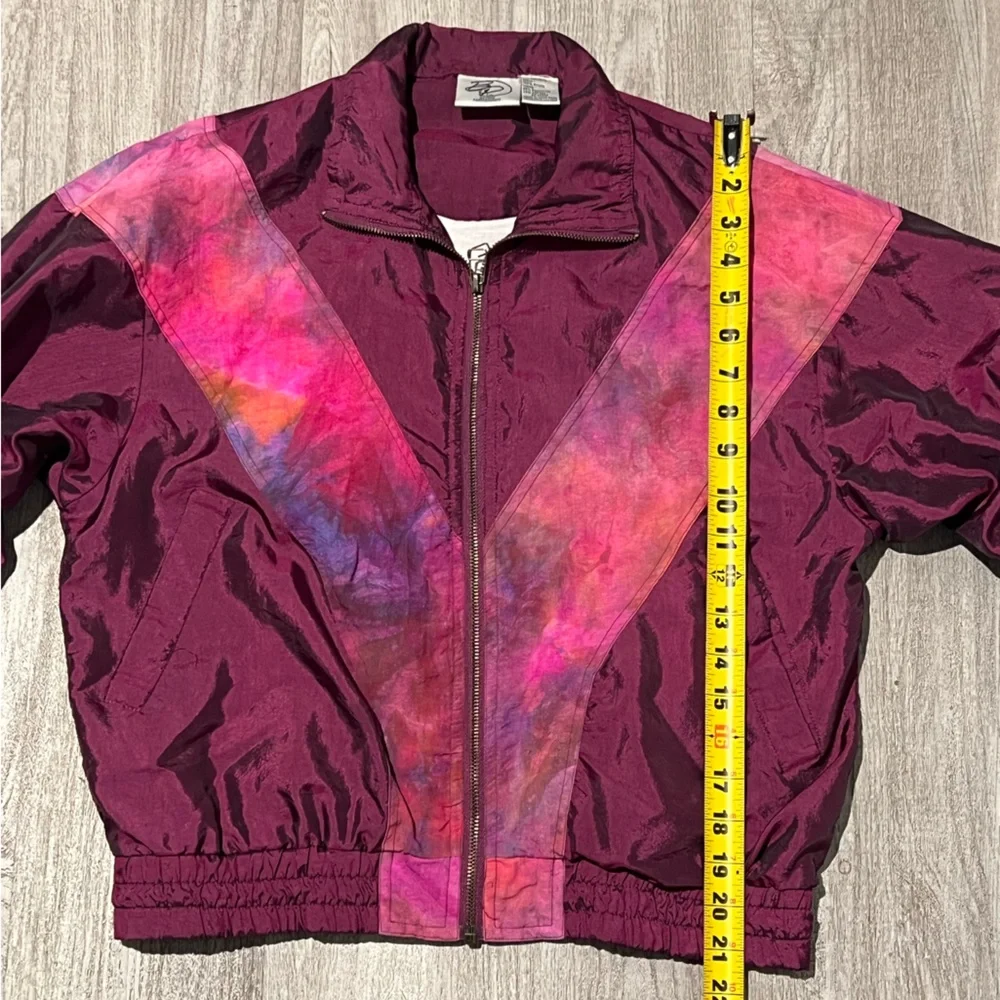 Vintage Beyond Performance metallic maroon windbreaker - Picture 12 of 17